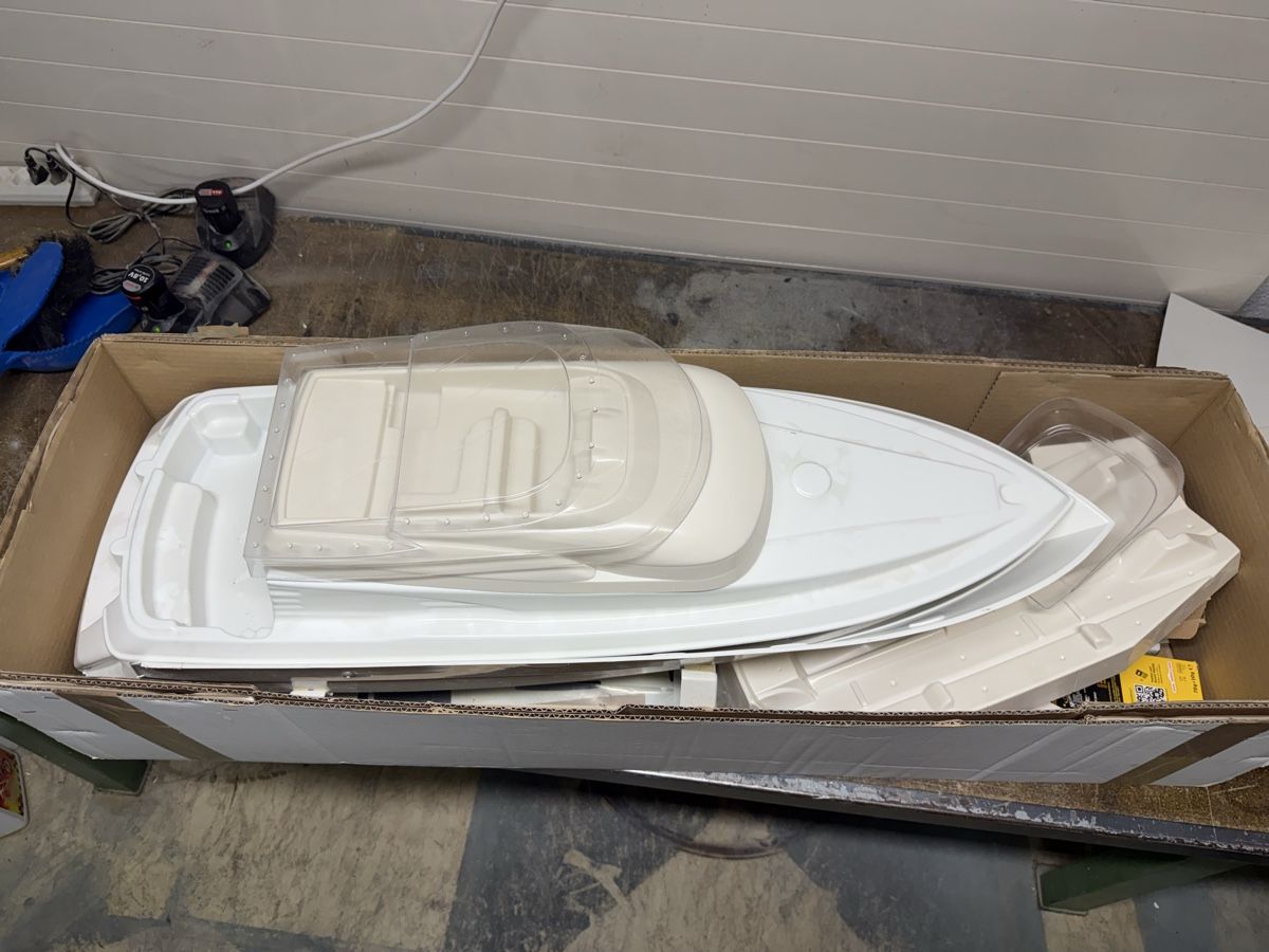 Modellismo RC: RC-Modellboot Najade von Krick – Usato da Bremgarten AG venduto da est_9n9l 1
