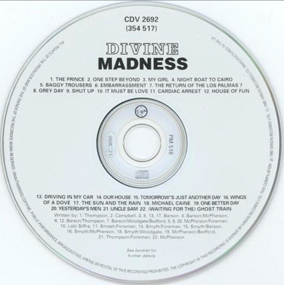 CD: Madness - Divine (Greatest Hits) – Usato da Brunnen venduto da Barfly5 2