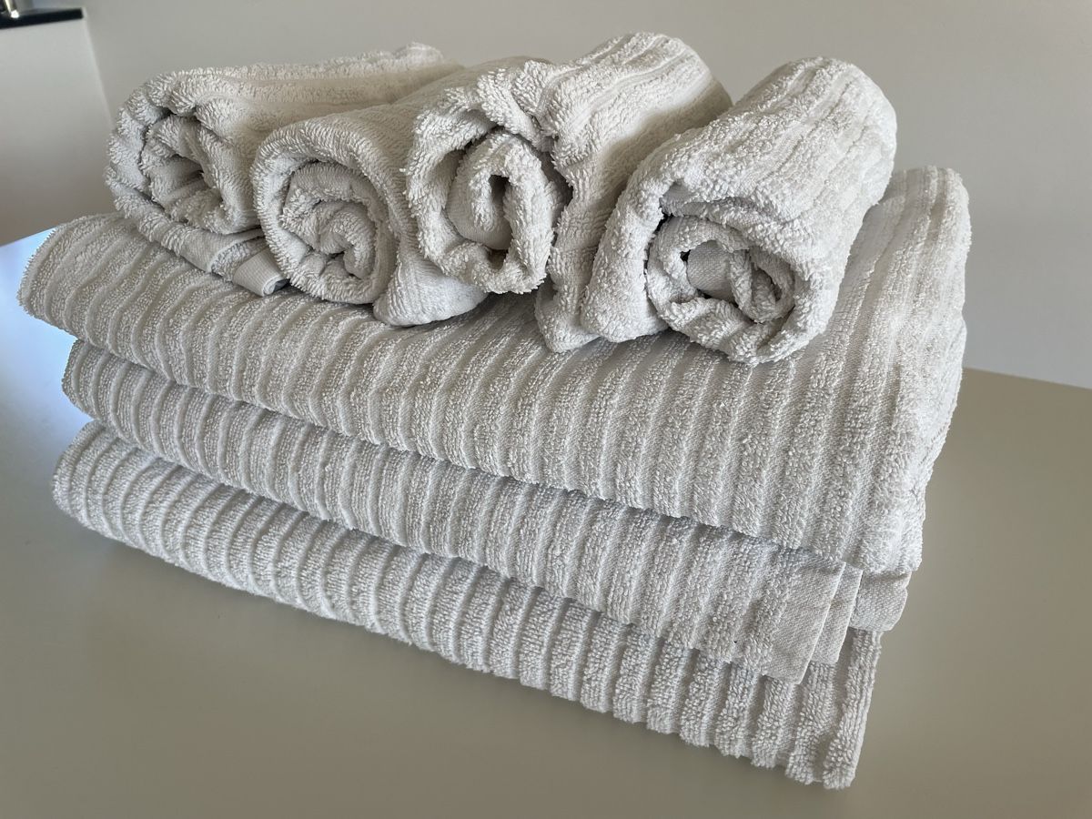 Ikea Teli da bagno: Ikea Frottetücher-Set, weiss – Usato da Thalwil venduto da Andieg 1