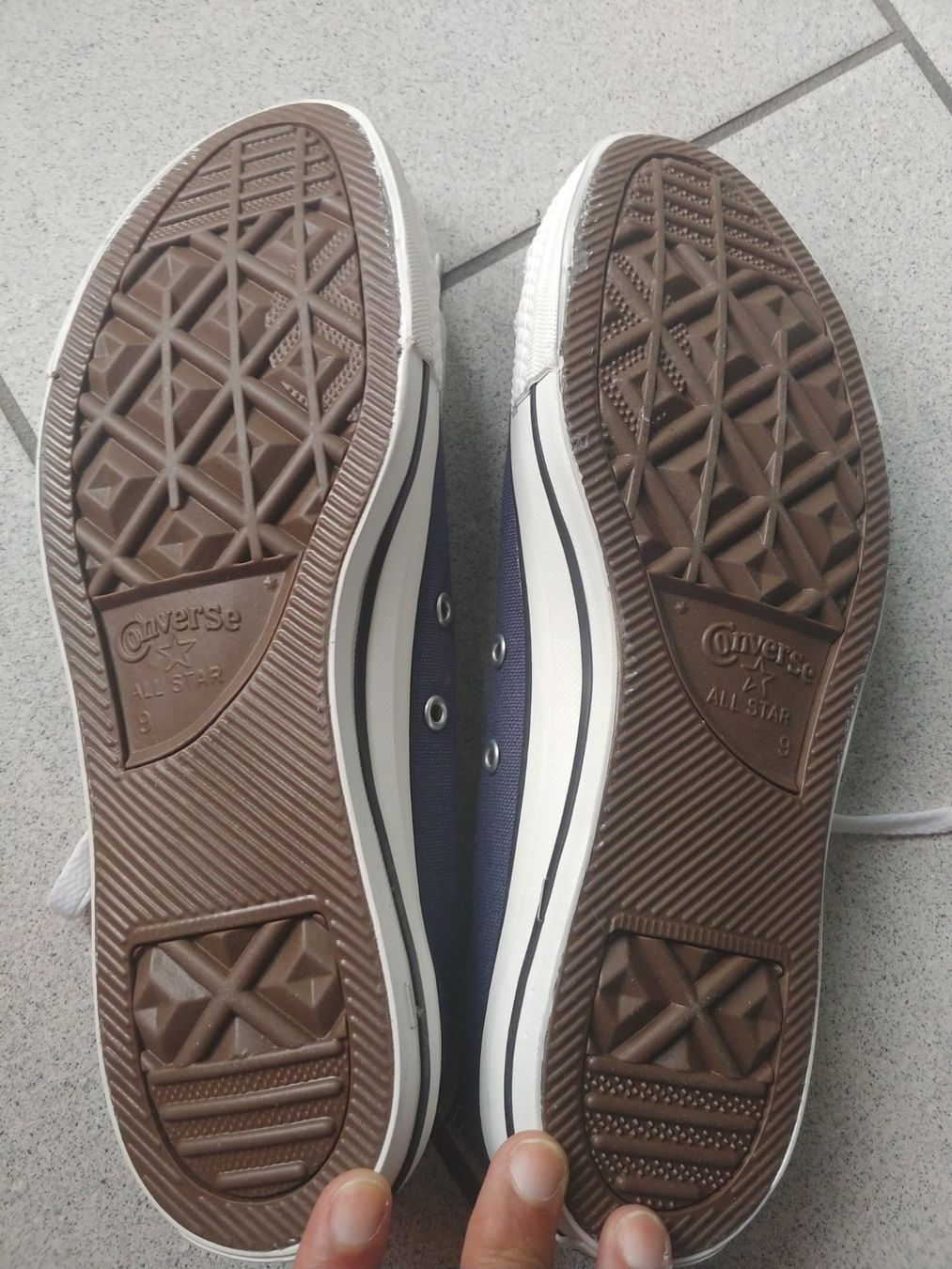 Converse Chaussures hommes: Converse all Star Schuhe Neu, Gr. 42.5 – Neuf (Voir description) à Bäriswil BE par Rezz 4