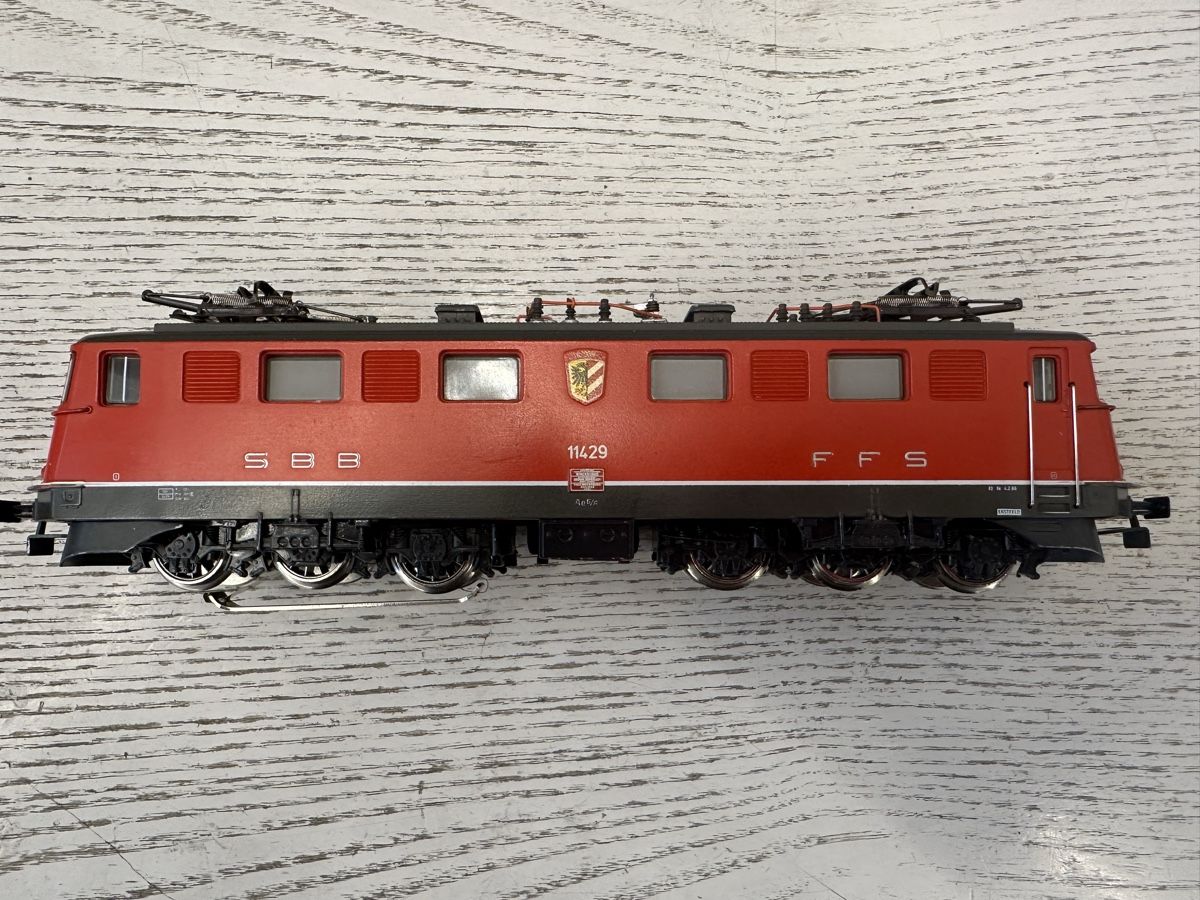Märklin Modellini di ferrovie: Märklin 3332 SBB Ae 6/6 Altdorf – Usato da Lupsingen venduto da New-Haven 3