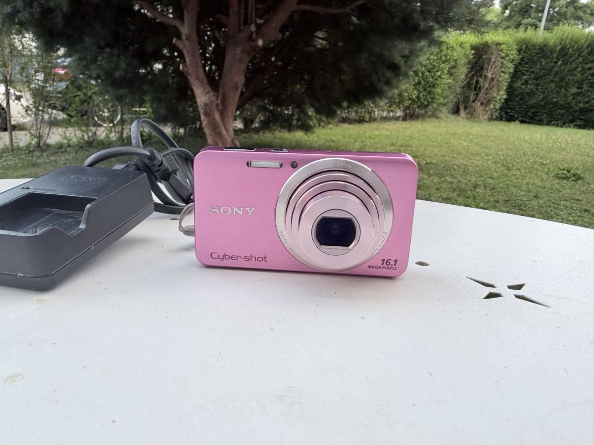 Sony Fotocamera: SONY Cyber-shot DSC-W630 Digitalkamera  – Usato da Zürich venduto da semi16