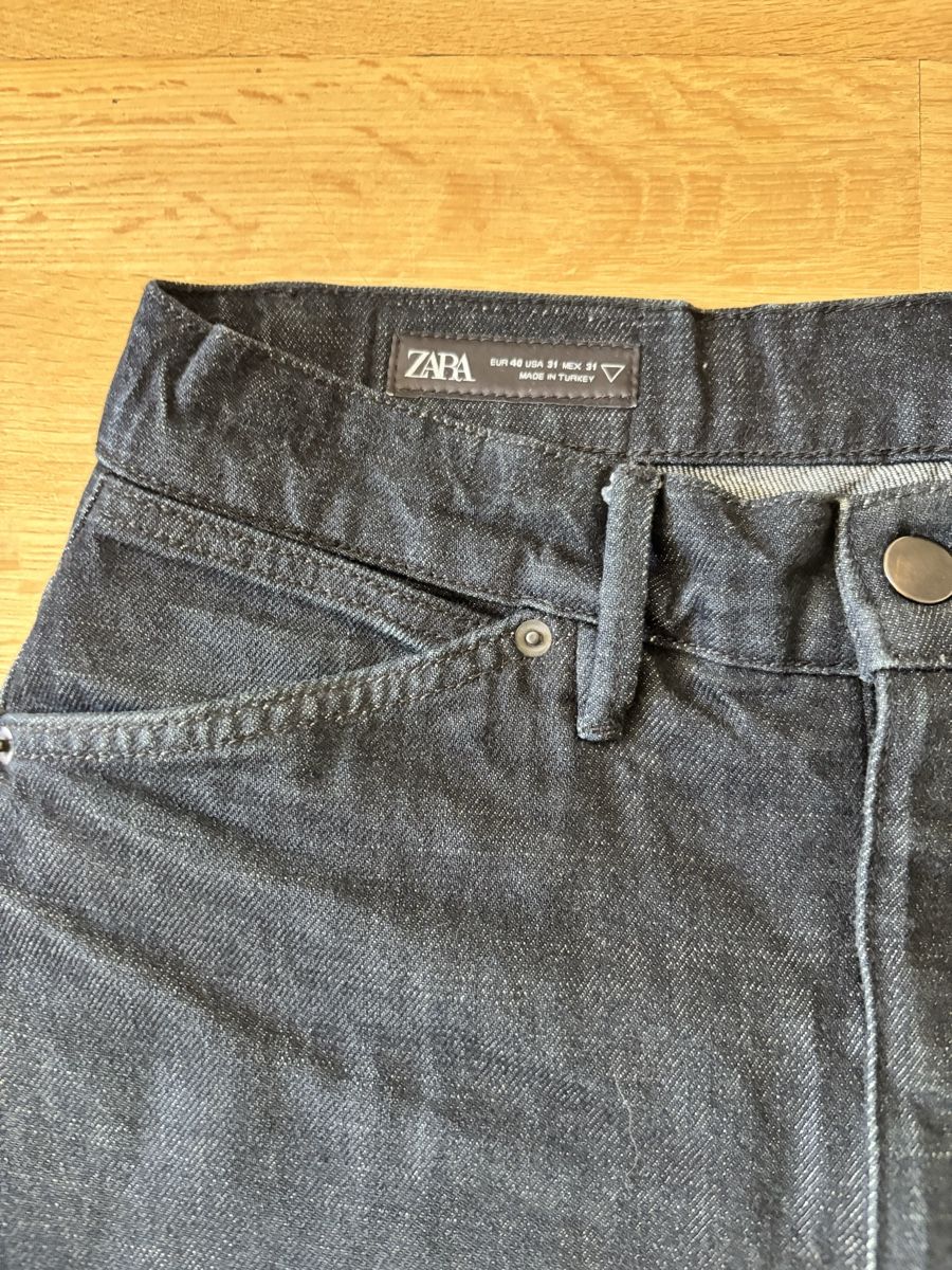 Zara Jeans: Zara jean dunkelblau 40 – D'occasion à Fribourg par dafral 1