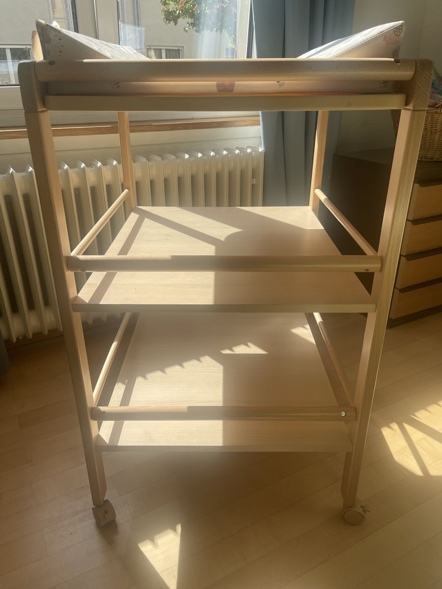 Geuther Wickeltisch & Zubehör: Wickeltisch von Geuther – Gebraucht aus Winterthur von jes_5l8x 1