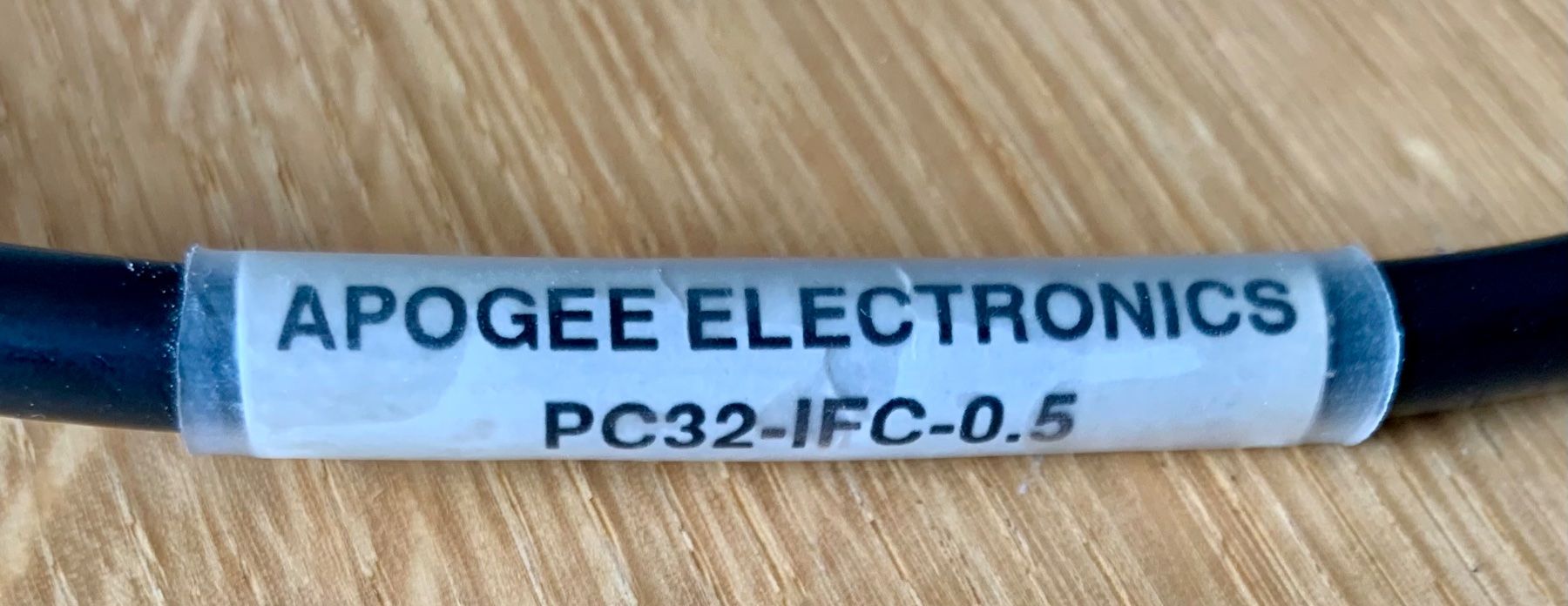 Apogee Schede audio: Apogee Symphony 64 PCIe Card und Kabel – Usato da Zürich venduto da Fieber 3