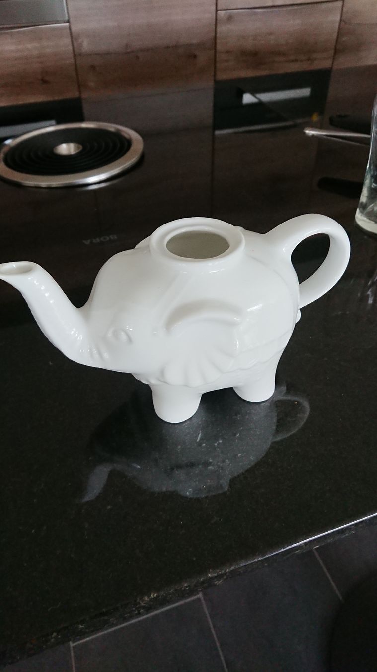Teiere: 1 théière éléphant 1 litre – Usato da Autigny venduto da may_hv5f