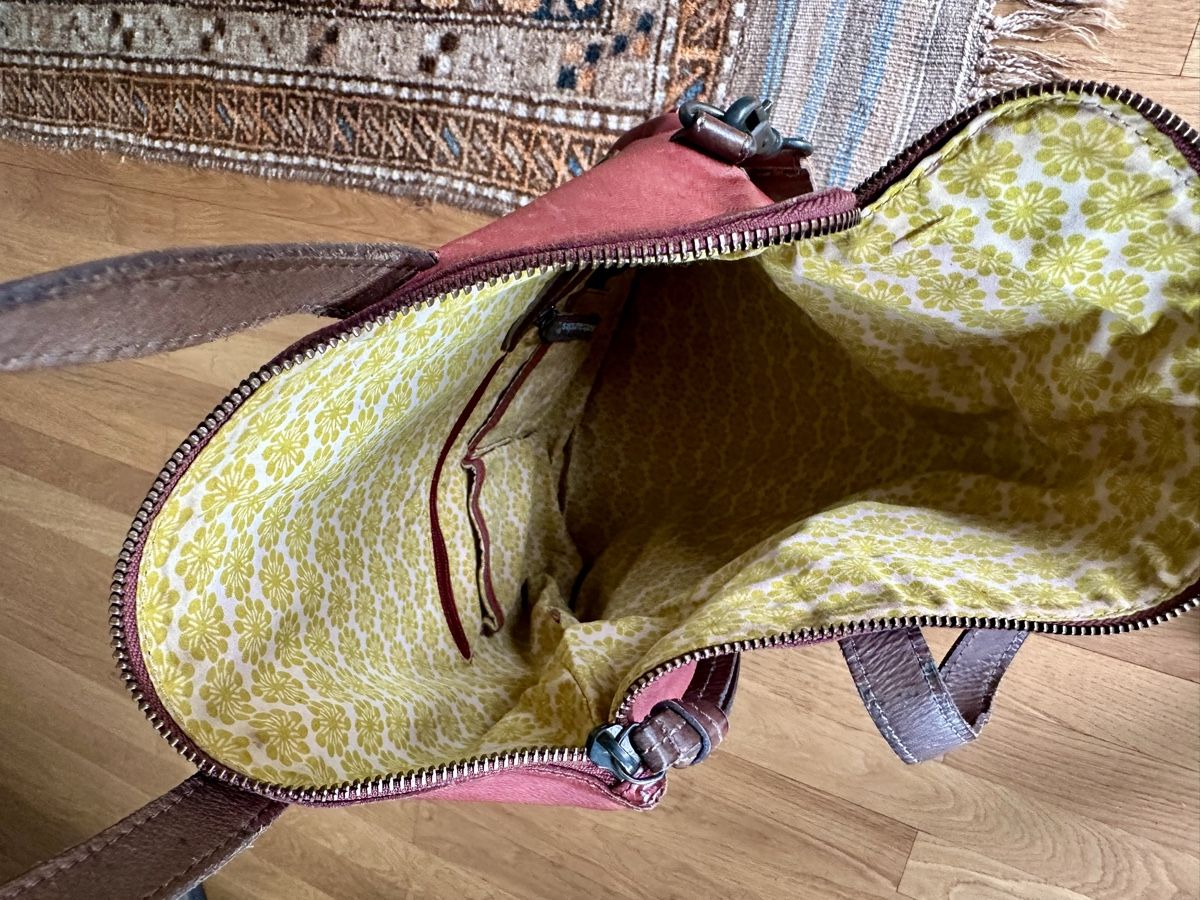 Aunts & Uncles Taschen für Damen: Aunts & uncles Tasche, bordeauxrot, weiches Leder, – Gebraucht aus Bern von fluffy07 5