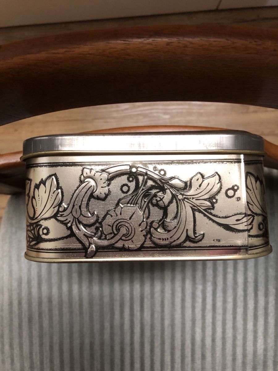 Sonstige Dekorationen & Accessoires: Blechdose alt Teules – Gebraucht aus Zürich von sab_d82w 4