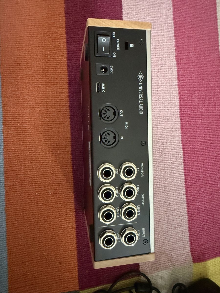 Musikinstrumente: Universal Audio Volt 476 USB Audio Interface – Neu (gemäss Beschreibung) aus Zürich von ChiaraJacomet 3