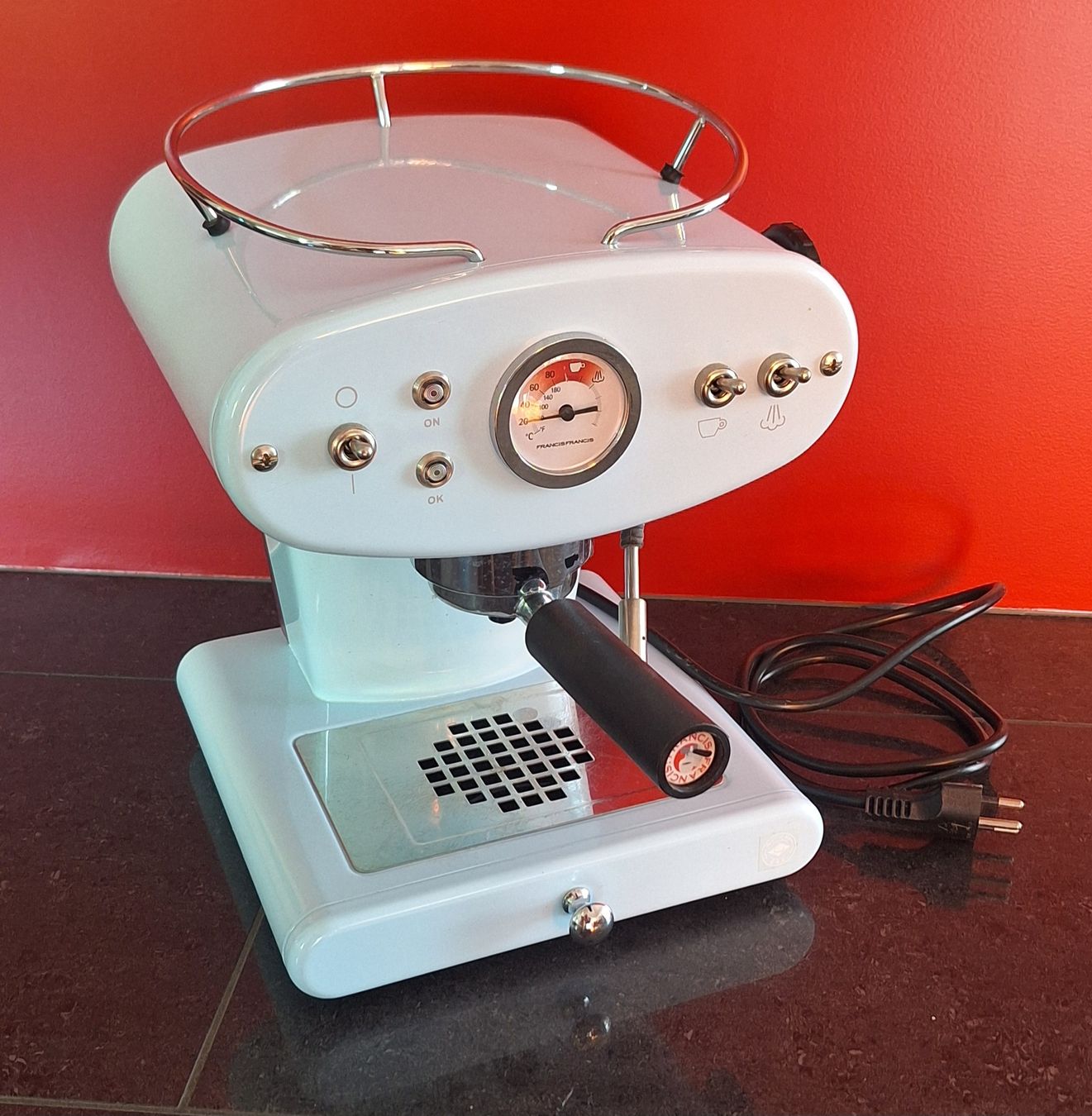 FrancisFrancis! Kaffeemaschinen & Espressomaschinen: FrancisFrancis Kolben Kaffemaschine  – Gebraucht aus Kleinwangen von Kleinmarco