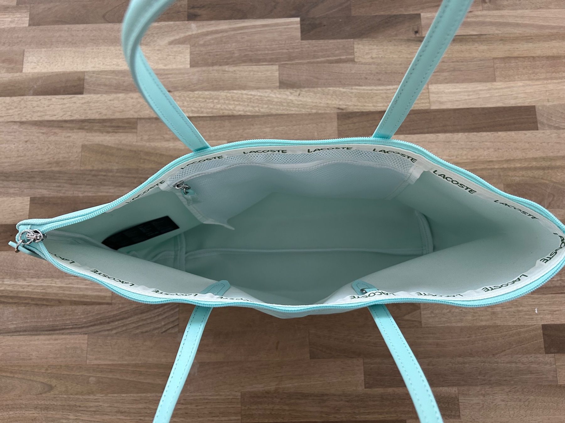 Lacoste Borse da donna: Lacoste Schultertasche "Anna" Türkis – Usato da Oberwil-Lieli venduto da Mhd 3