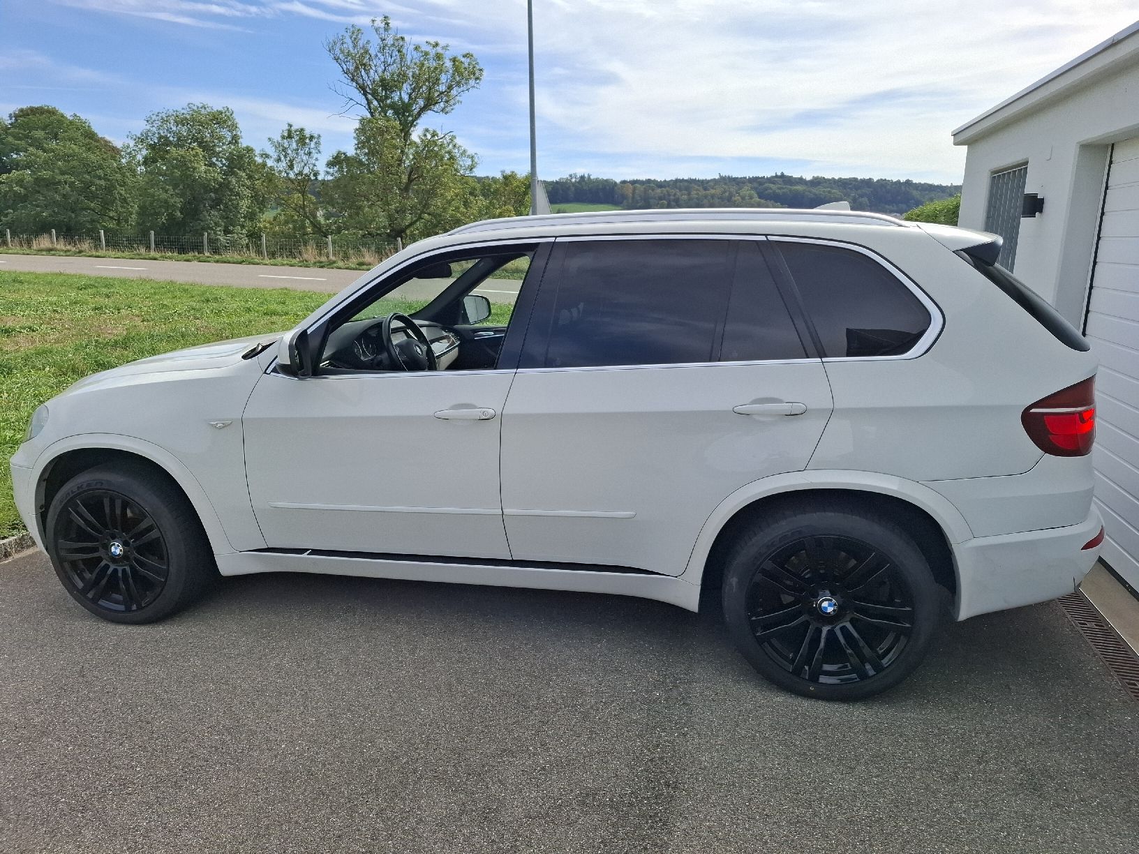 BMW Automobili: BMW X5 40d – Difettoso da Sitterdorf venduto da 4Luett 2
