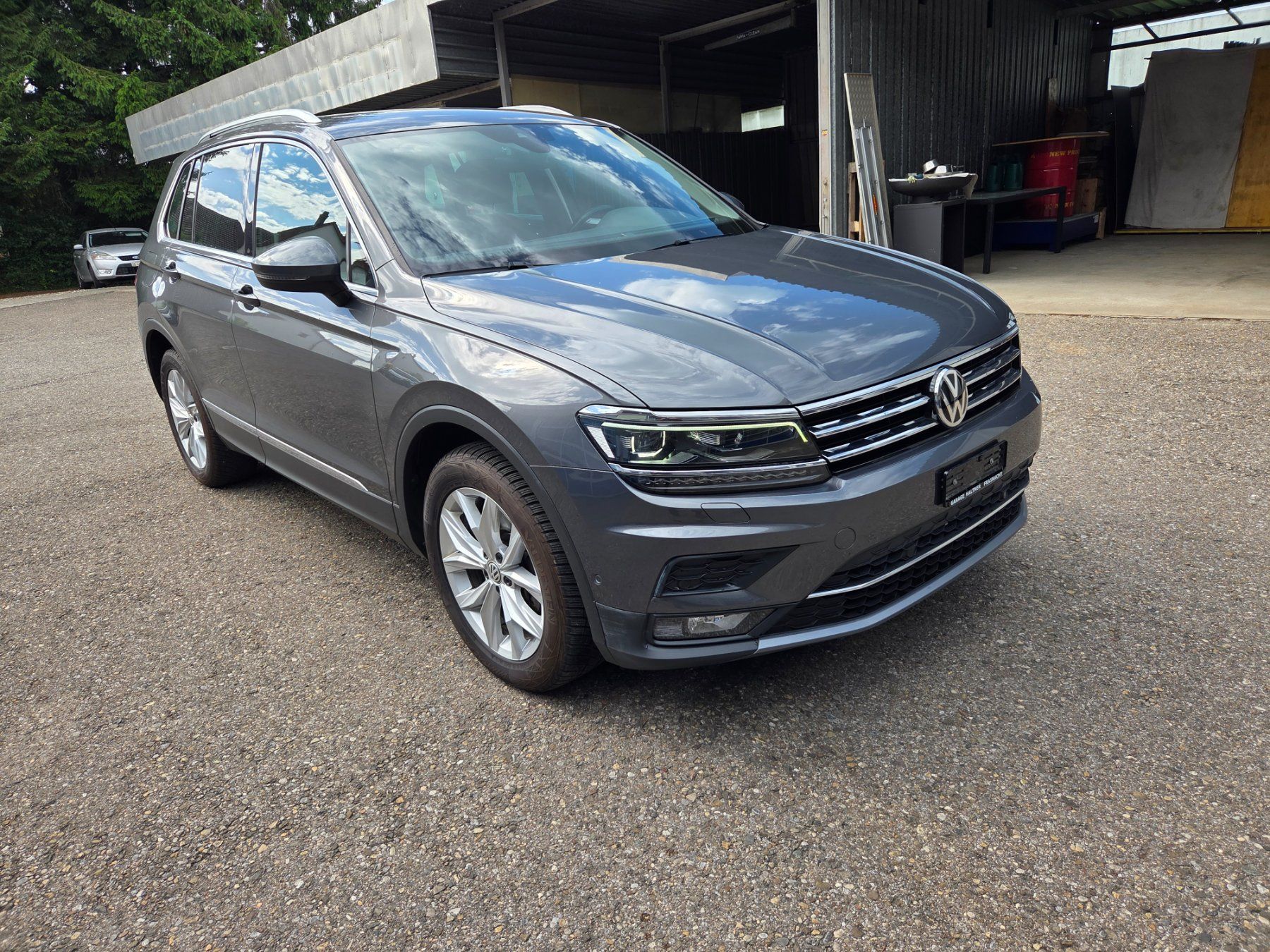 VW Automobili: VW Tiguan 2.0TFSI 4motion – Usato da Frasnacht venduto da garhalt 2