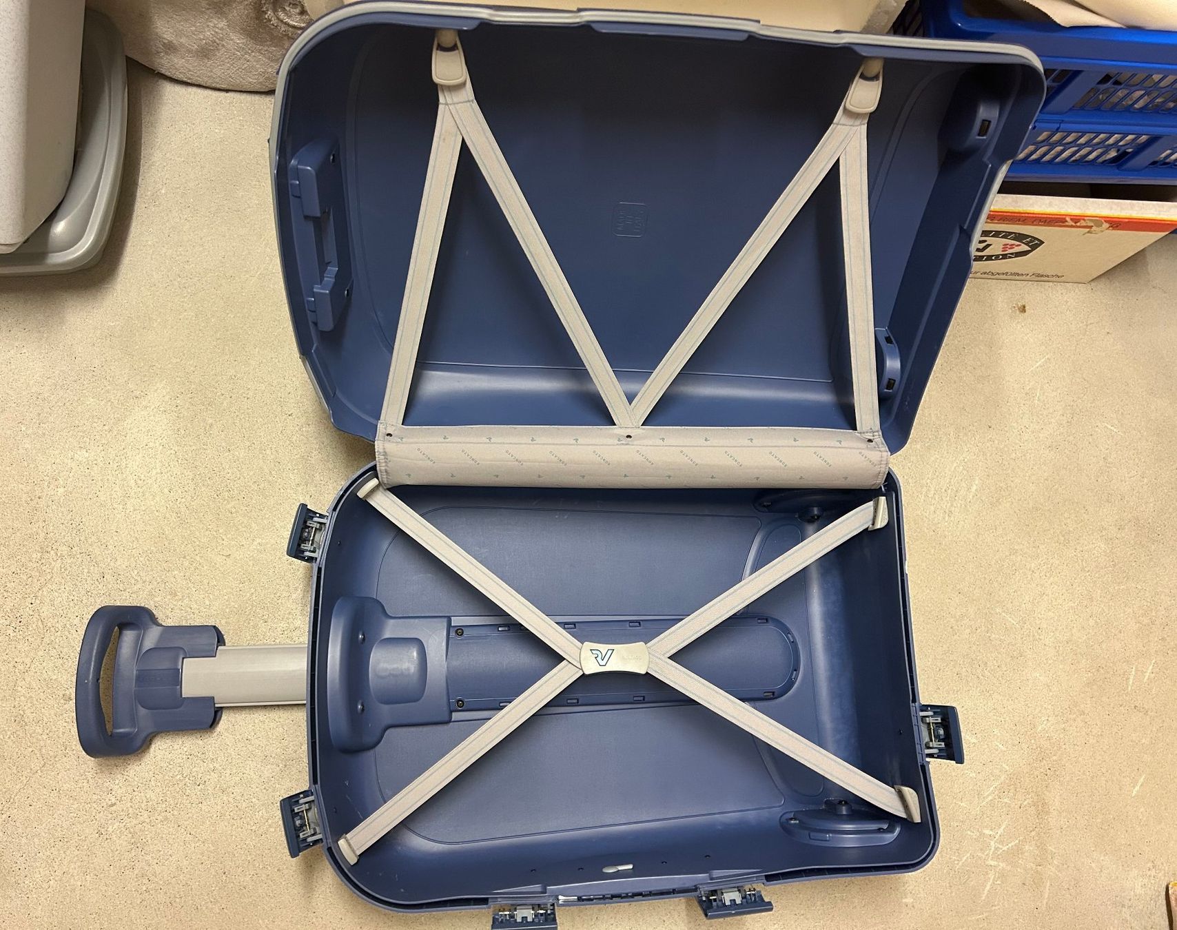Valises de voyage: blauer Schalen-Rollkoffer – D'occasion à Bubikon par dialabarla 3