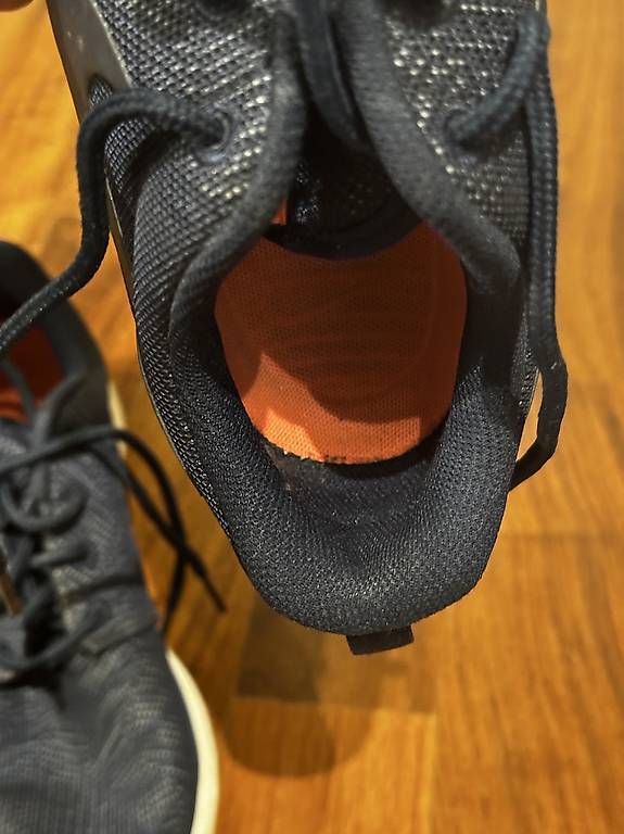 Nike Damenschuhe: Nike Roshe One 37 – Gebraucht aus Buchrain von pat4s 1