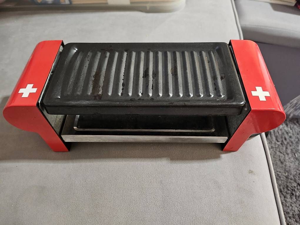Appareils de cuisine: Appareil a raclette – D'occasion à Croy par sylvie1350