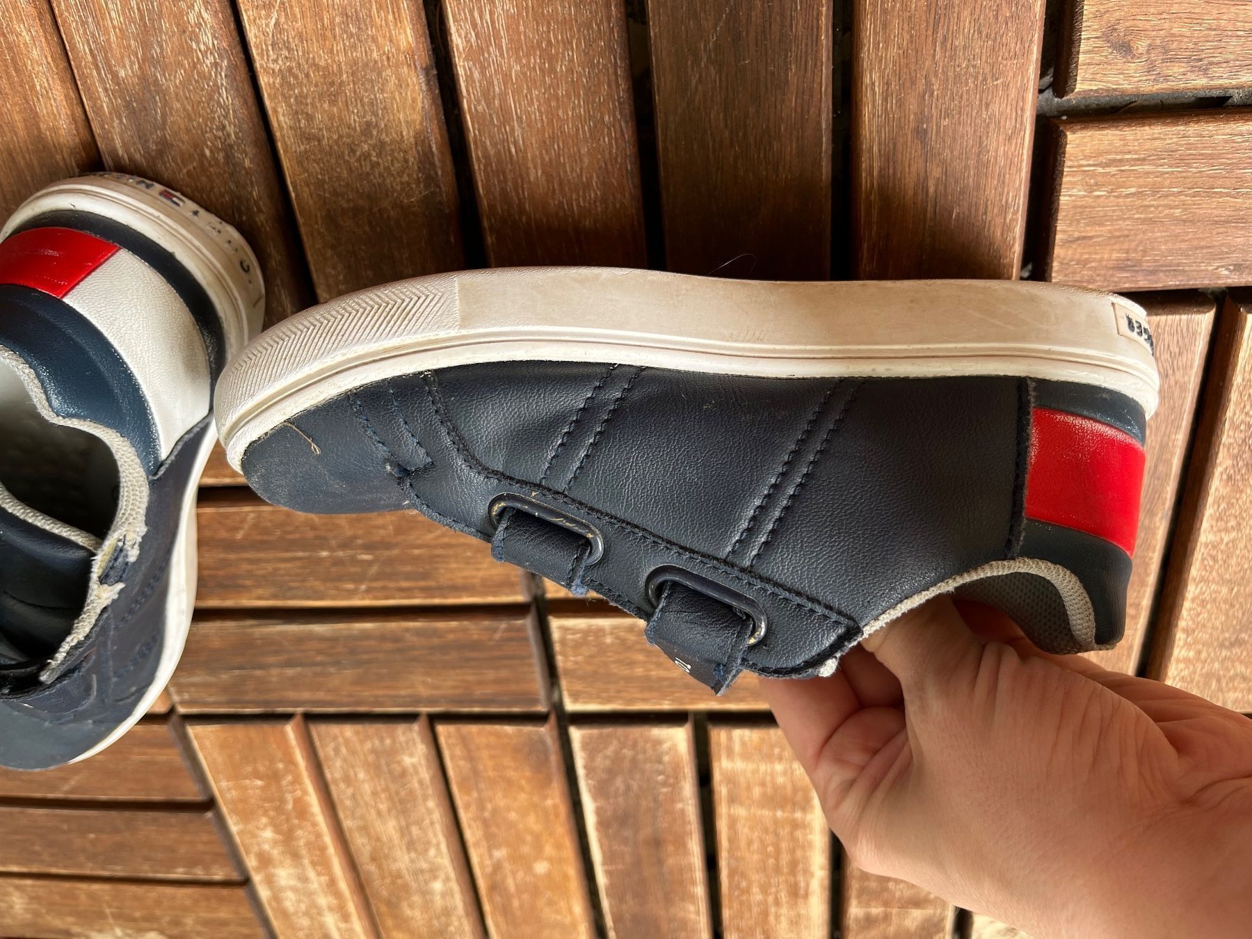 Tommy Hilfiger Scarpe per ragazzi: Tommy Hilfiger Schuhe Gr. 32 – Usato da Jona venduto da Good_luck_ 7
