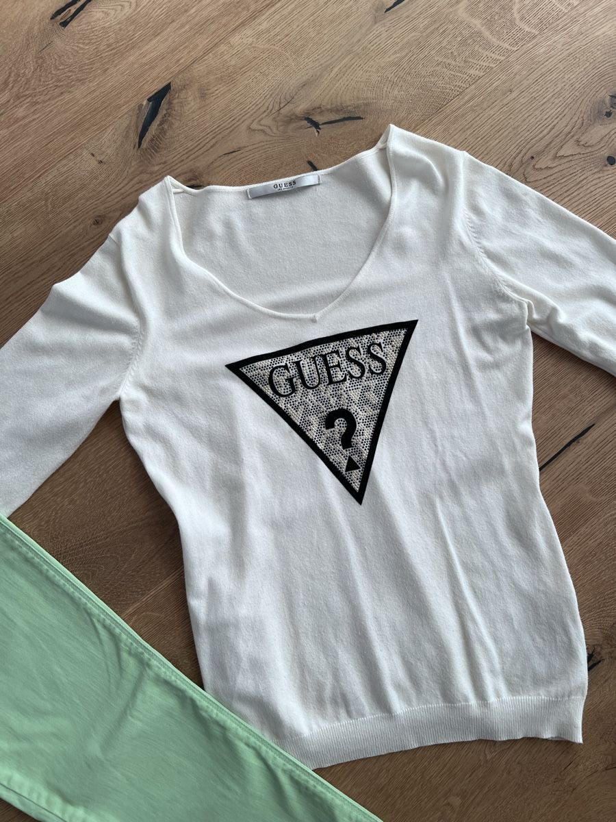Guess Kleiderpakete: Guess set – Gebraucht aus Herbligen von nic_q8yn 1
