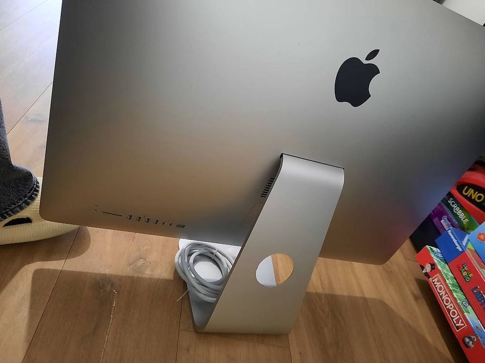 Apple Thunderbolt Display 27