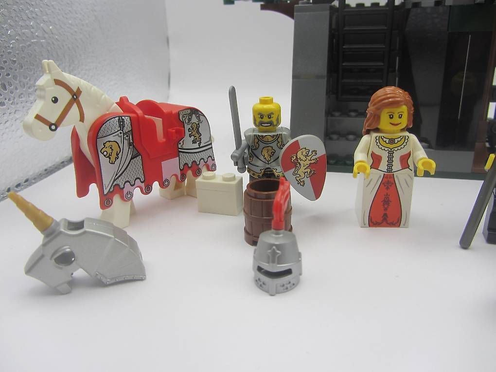 Lego Kit di costruzioni: Lego Kingdoms Drachenfestung 7947 – Usato da Tagelswangen venduto da Fido86 2