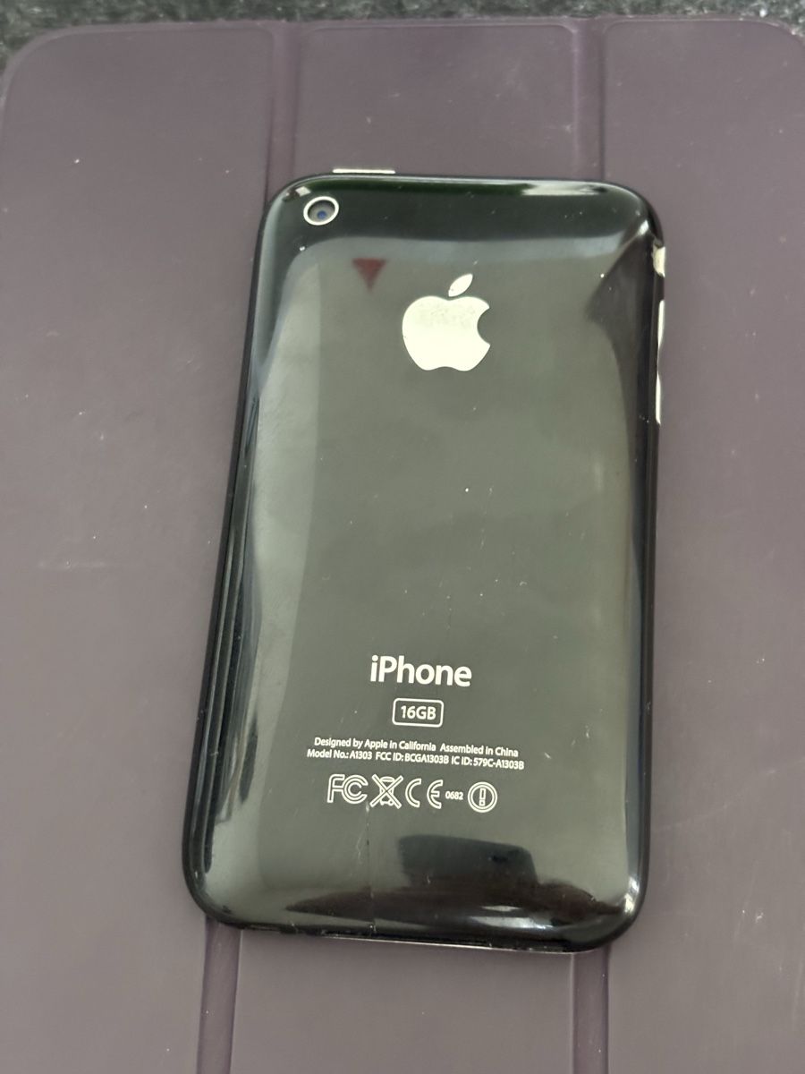 Apple Handys / Smartphones: iPhone 3GS – Defekt aus Basel von dav_9vty 1