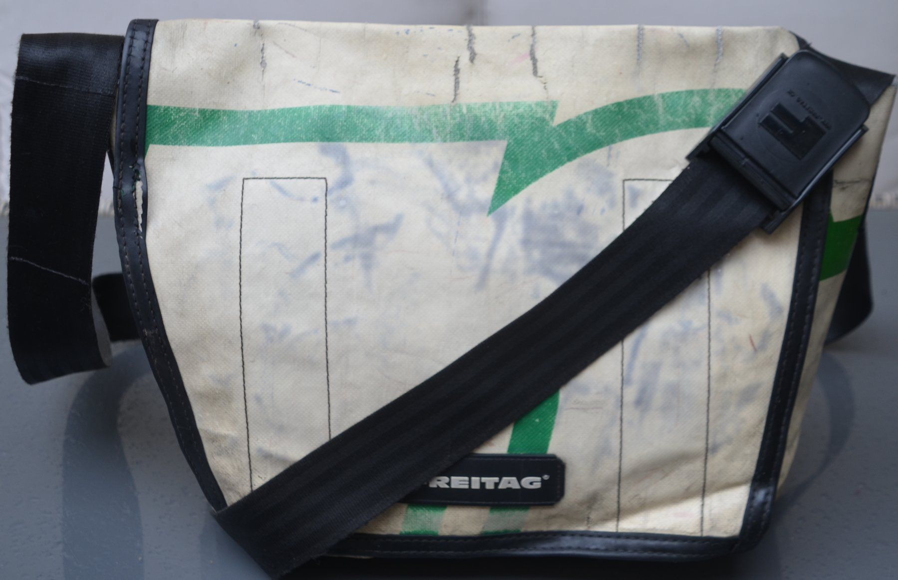 Freitag Borse: Tasche / Sac Freitag – Usato da Collonges venduto da Auganien 3