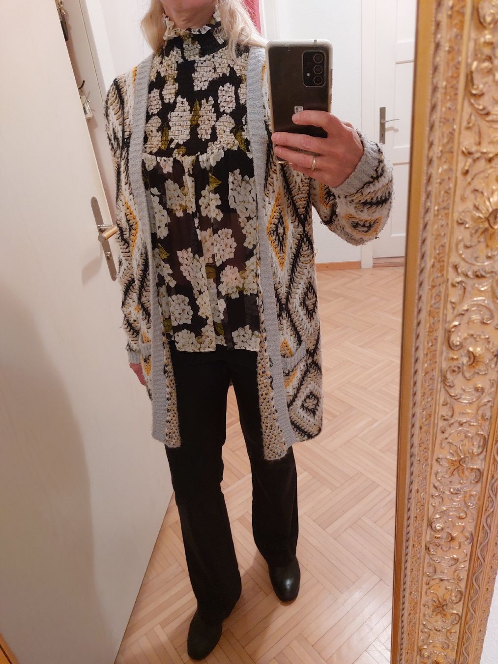 Roxy Vestes: Gemütliche Strickjacke Gr. S warm kuschelig – D'occasion à Romanshorn par SwissEnn 2