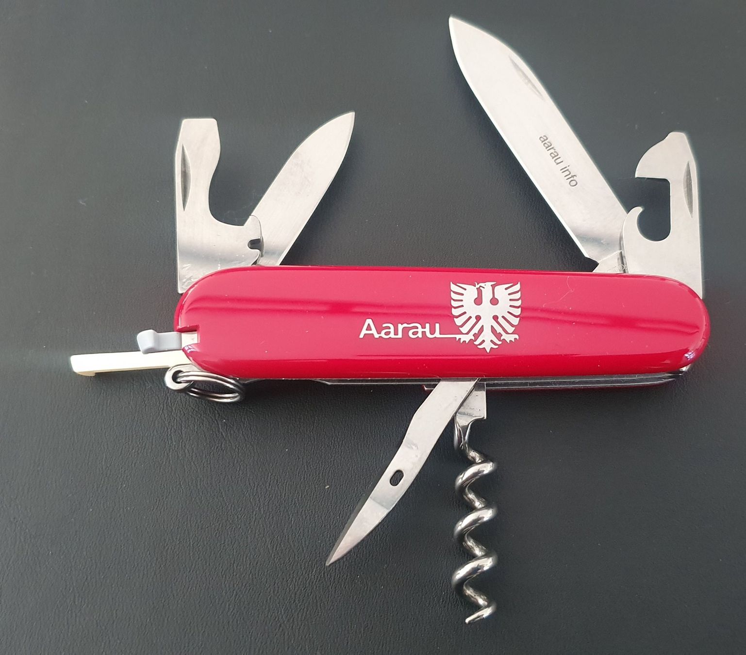 Victorinox Couteaux de poche: 4 Victorinox Sackmesser mit Logo – Neuf (Voir description) à Härkingen par MarianneSi 6