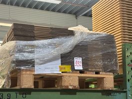 Posten mit Kartons (Lot 392) 8108 Dällikon