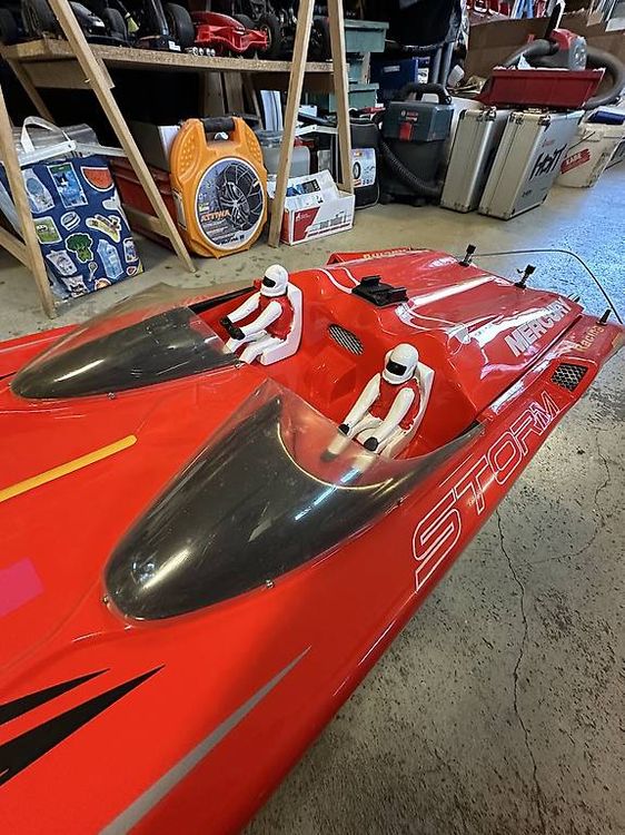 Giant RC speedboot 1,3 Meter gross (Gebraucht) in Hirzel für CHF 150 ...