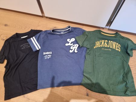 T-Shirts für Jungs, ca. 146