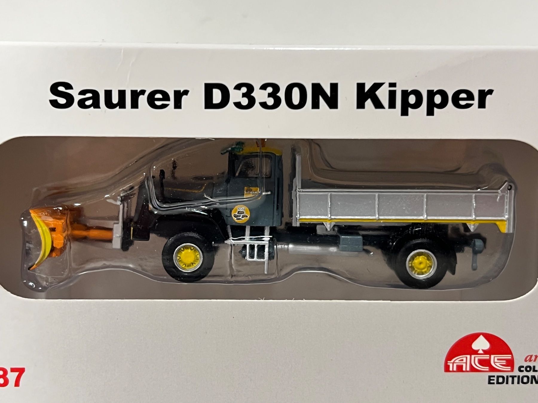 Modellini di ferrovie: Arwico 1:87 Saurer D330N 4x4 Kipper Dozza – Nuovo e nell'imballaggio originale da Geroldswil venduto da TopTrain54 1
