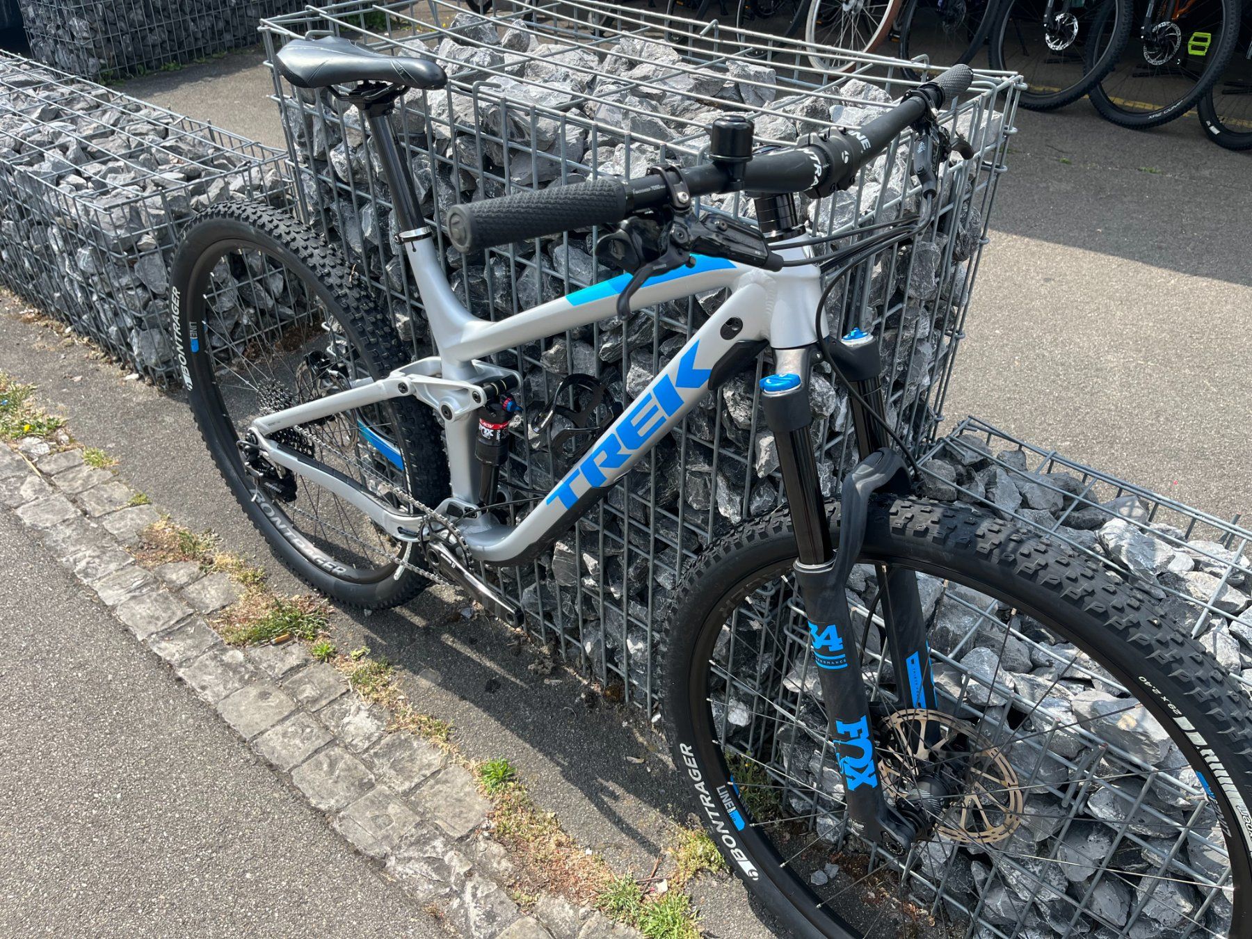 Trek Biciclette: Trek Fuel EX 9 Disc Grösse ML – Usato da Bülach venduto da B2RS 2