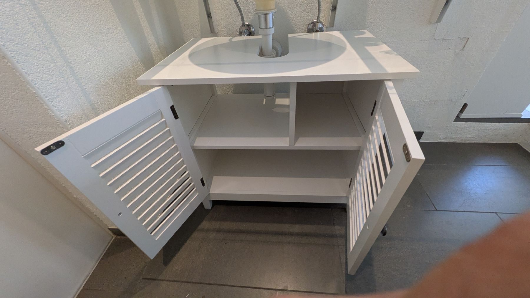 Mobili per bagno: Waschbeckenunterschrank – Usato da Hirzel venduto da Mr.Boots 1
