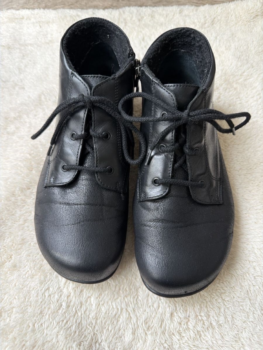 Helvesko Damenschuhe: Helvesko Stiefeletten – Gebraucht aus Birr von Mide