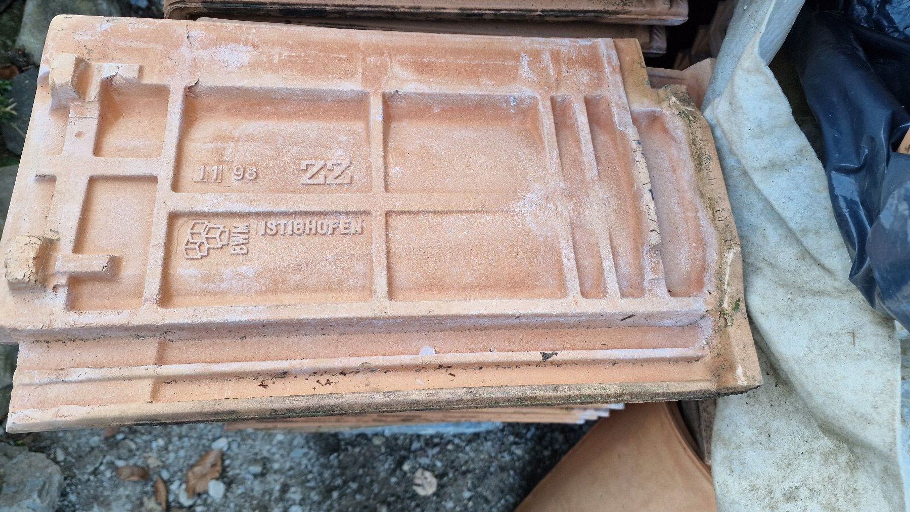 Pietre & tegole: Dachziegel – Usato da Faulensee venduto da lychee56 1