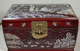 Wunderschöne antike Holz Truhe, Asiatische Handarbeit(em8)