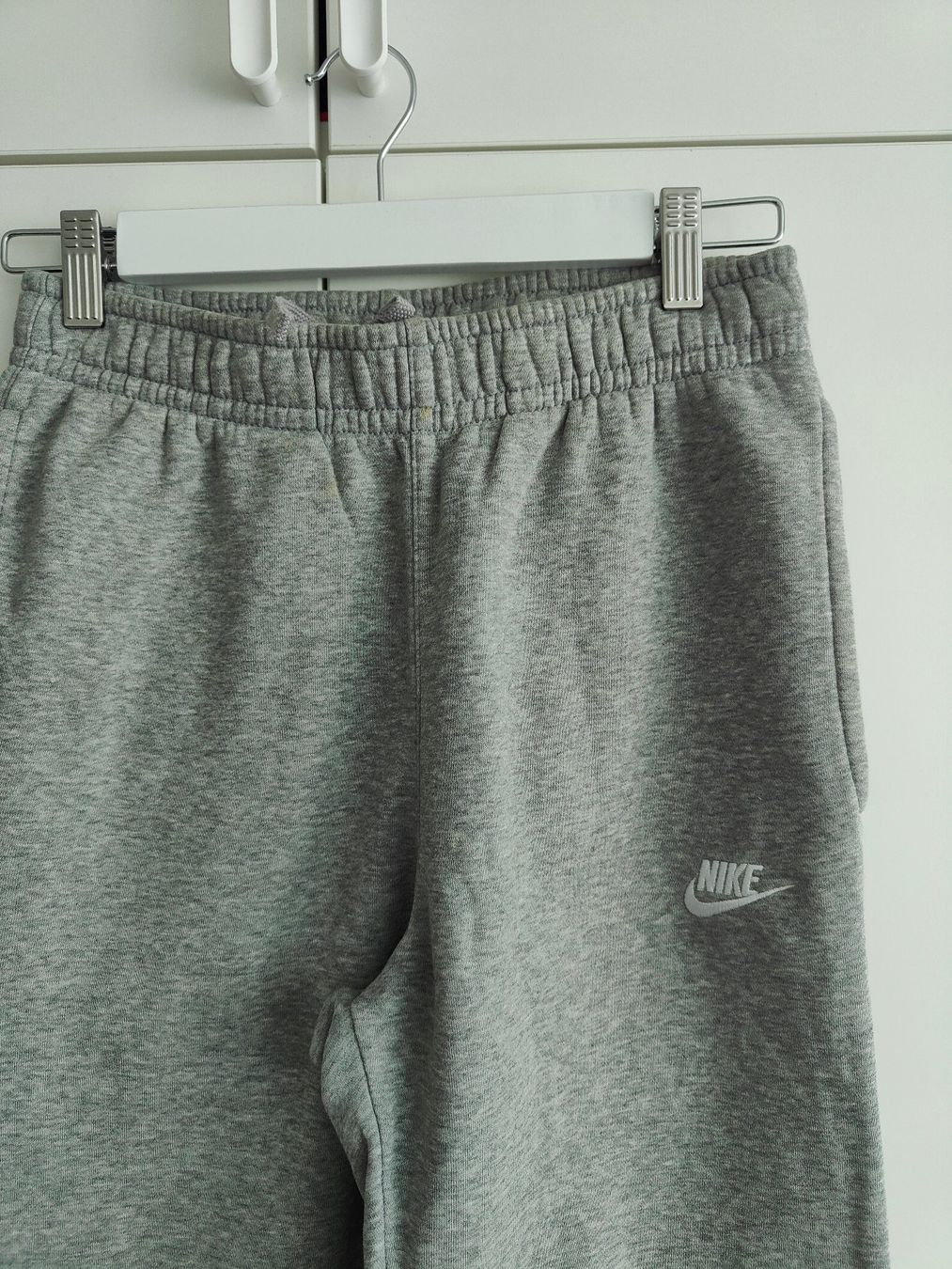 Nike Pantaloni: Nike Joggers -  Grösse XS – Usato da Rickenbach b. Wil venduto da VeryLovelyThings 2