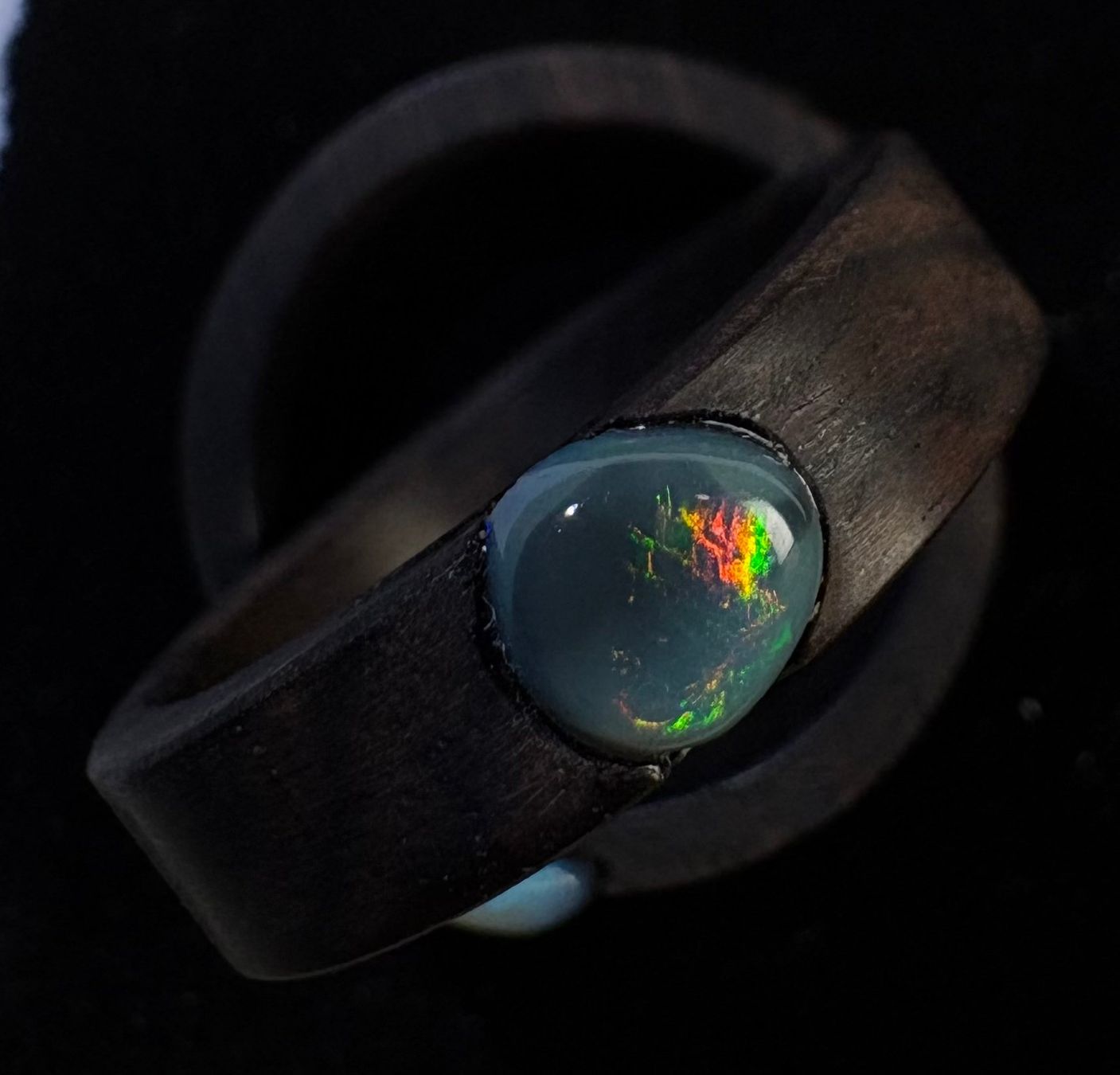 Anelli: Ring Australischer Crystal-Opal+Mooreiche, Grösse 54 – Nuovo (secondo la descrizione) da Wilen b. Wil venduto da Tschirio 5