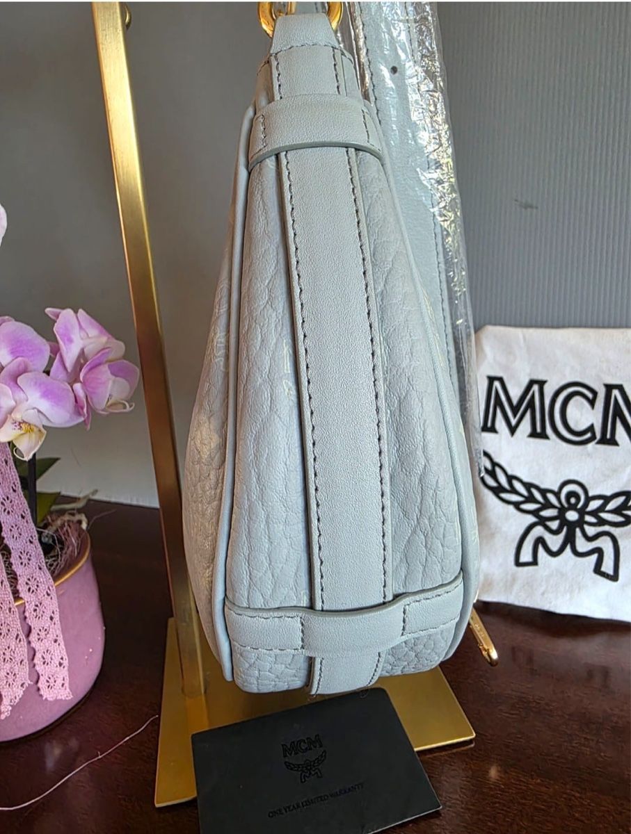 Mcm Borse da donna: MCM Handtasche hellgrau neu mit Staubbeutel und Karte – Nuovo (secondo la descrizione) da Aarburg venduto da SA.TheTimelessLuxury 3