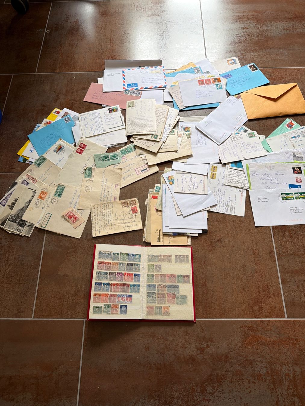 Tutti i francobolli: Briefmarken-Sammlung – Usato da Bülach venduto da Jackybabue 1