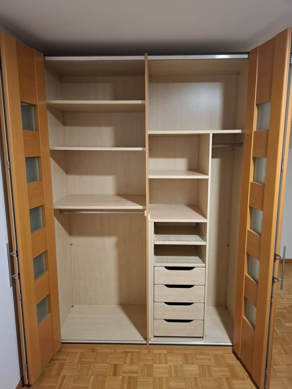 Cassettiere: Meubles - lit, armoire, commode et tables de chevet – Usato da Sion venduto da Adrien18 1