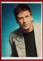 Alec Baldwin Autogramm Magazinbild auf Karte 10x15cm