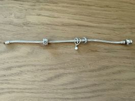 Pandora Armband mit Charms S925 wie neu!!!