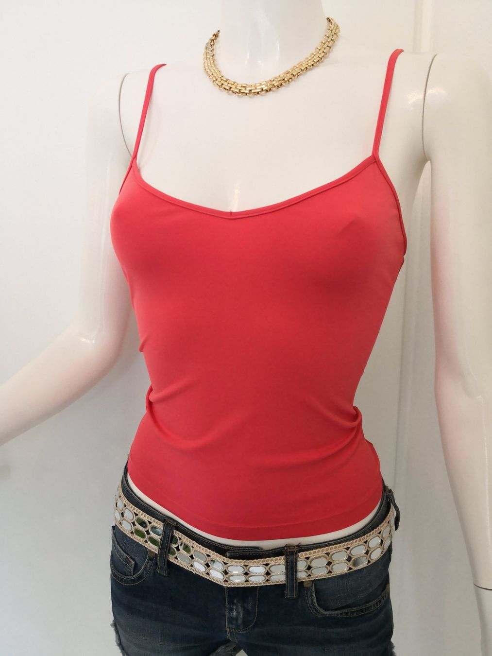 Mango Top: 🤩MANGO TOP CORALL GLÄNZIG – Nuovo (secondo la descrizione) da Olten venduto da Naja-Twins-Twins 3