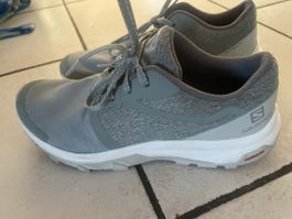 Salomon Laufschuhe Gr. 39 1/3 Grau - Neuwertig