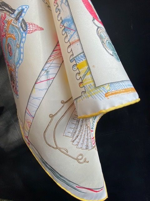 Hermès Foulard & Sciarpe: Seidentuch/Carré Hermès, Paris – Usato da Balgach venduto da Aussietrader 5