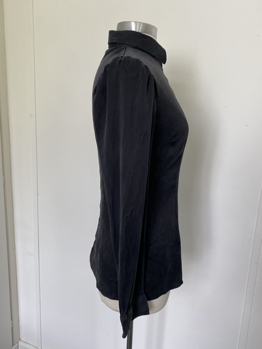 Dolce & Gabbana Chemisiers: Dolce & Gabbana Bluse /  Seide / Gr. M – D'occasion à Balzers par styleee 2