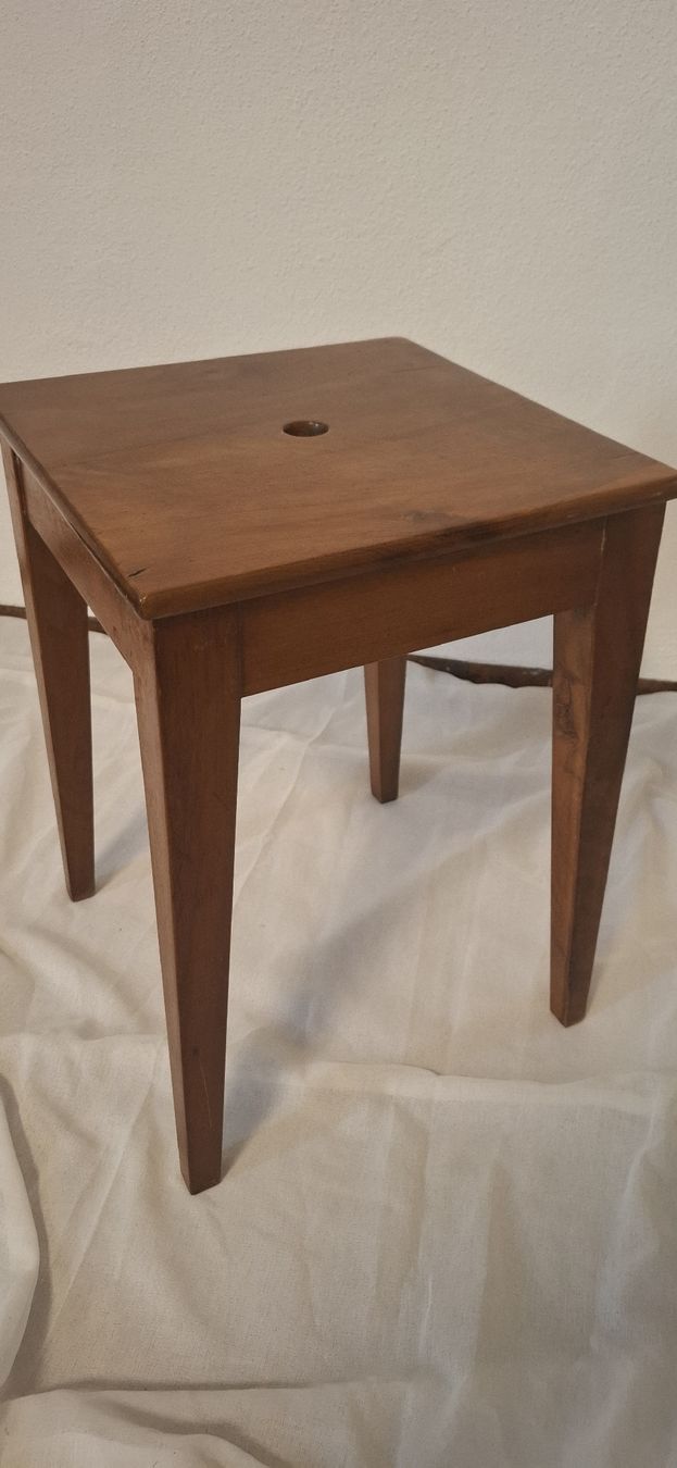 Hocker: Antikes Tabourettli – Gebraucht aus Bern von siri2002