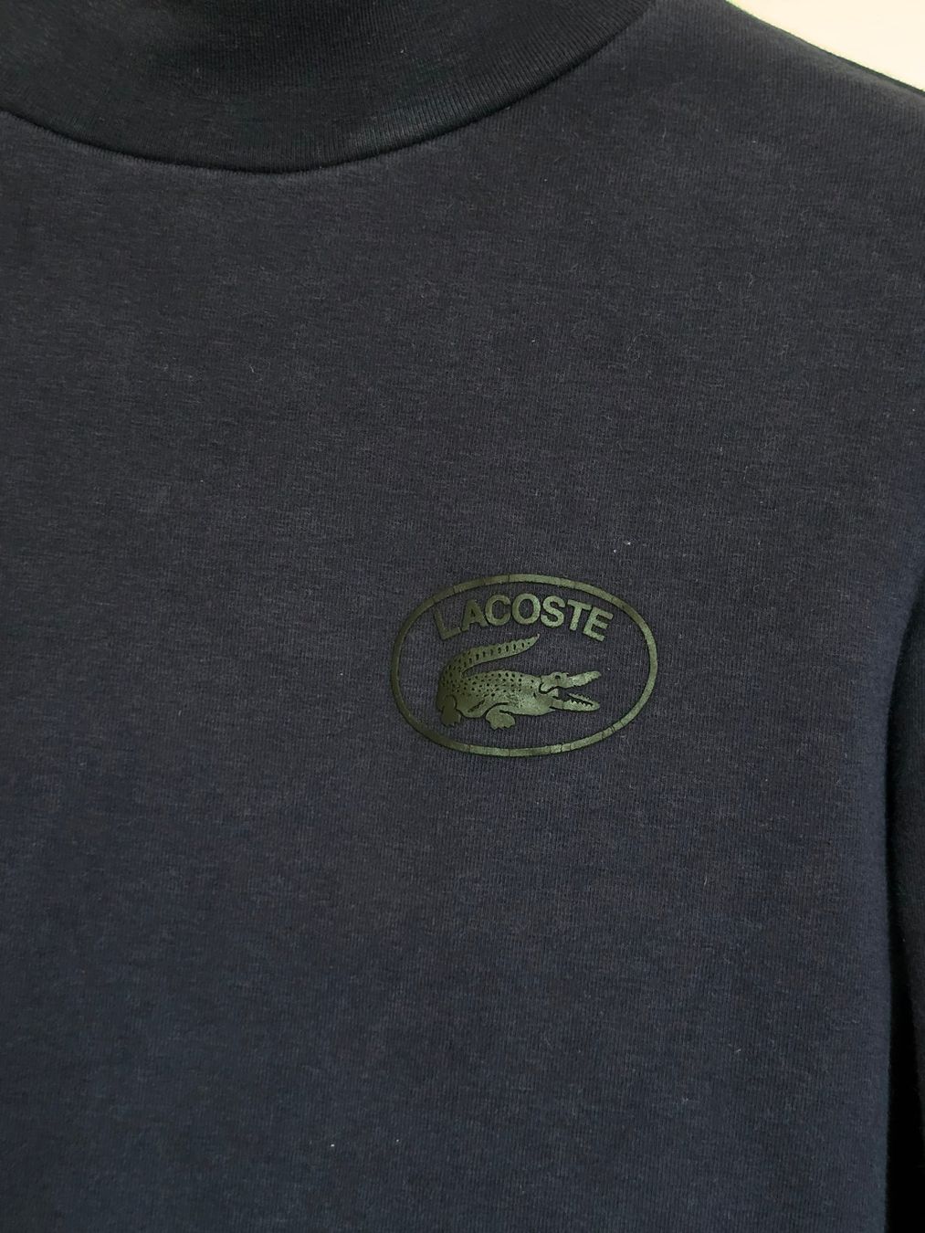 Lacoste Hemden, T-Shirts & Polos: Rollkragenshirt Lacoste dunkelblau Gr. 140 – Gebraucht aus Zürich von Londonista 2